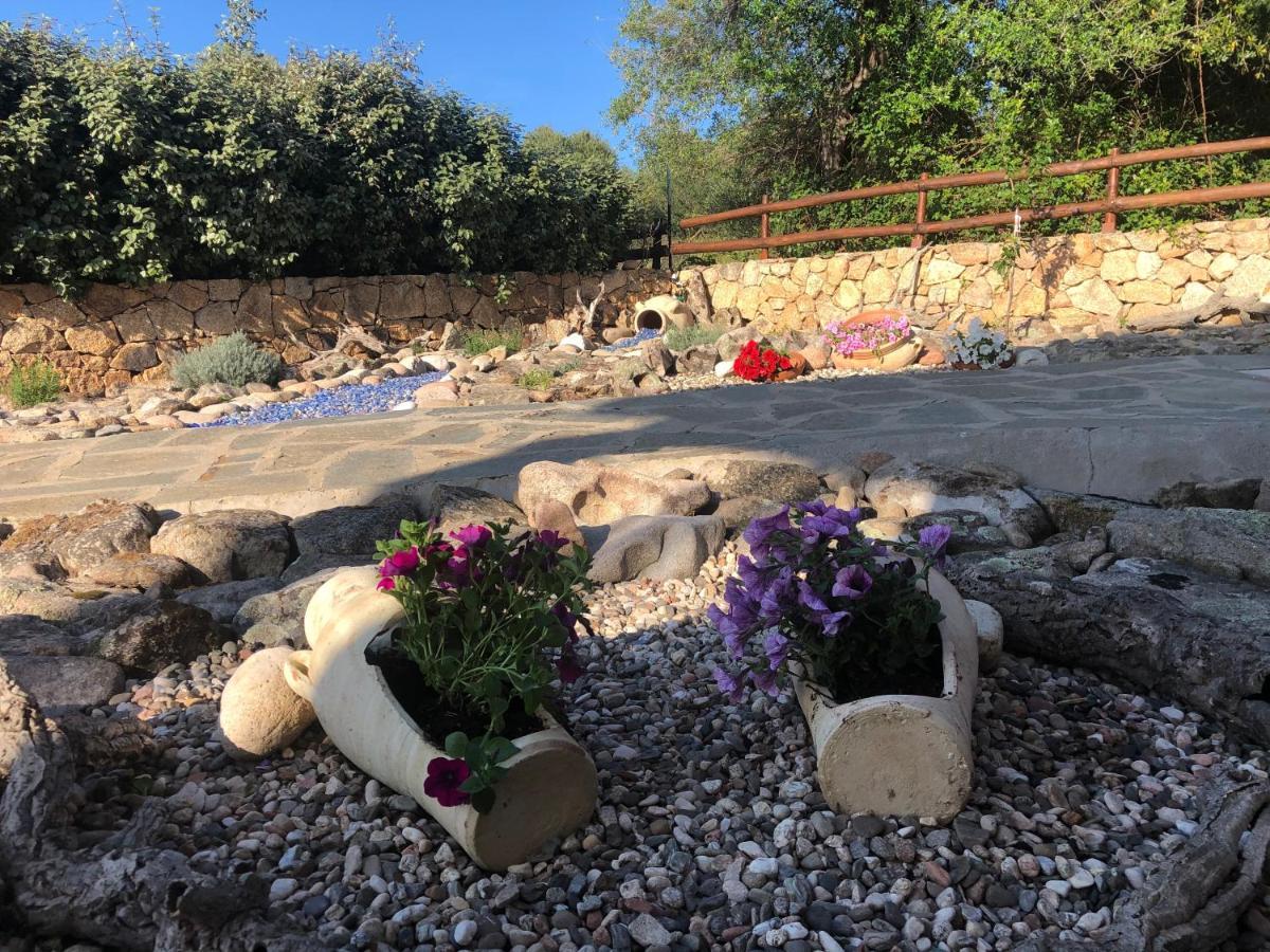 Villa Peonia Budoni Eksteriør bilde